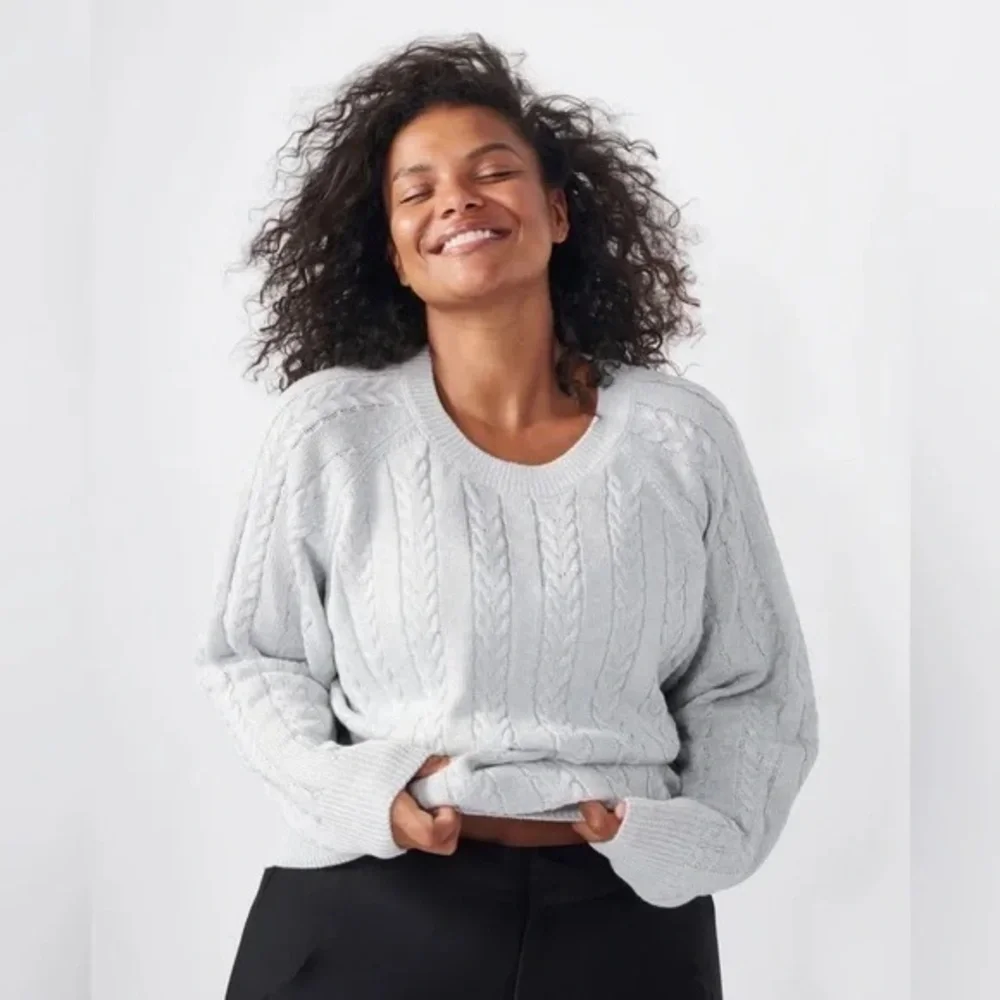 Athleta Women's 3X Crossroads Crewneck Light Silver Metallic Long Sleeve Sweater
